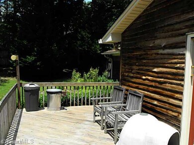 5511 Fallingbrooks Dr, Greensboro, NC 27407 - photo 5