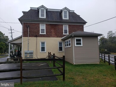 4894 Old Easton Rd unit 3, Doylestown, PA 18902 - photo 3