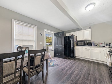 372 Holmes St, Frankfort, KY 40601 - photo 7