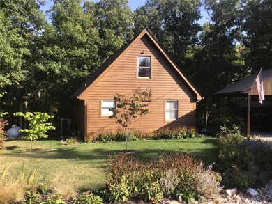 Beautifully Landscaped Yard
