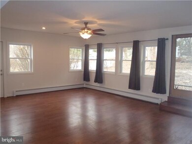 400 E Spruce St, Perkasie, PA 18944 - photo 7