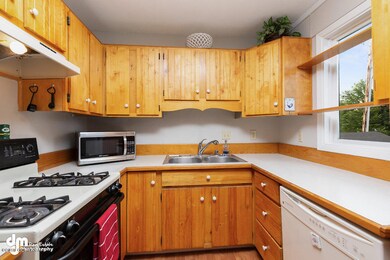 Kitchen 20190716-DW-48386-SMALL