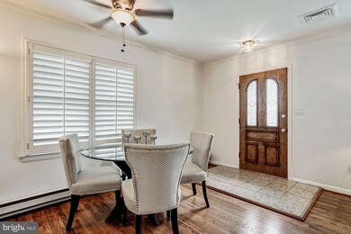 1010 Woods Place, Alexandria, VA 22302 - photo 5