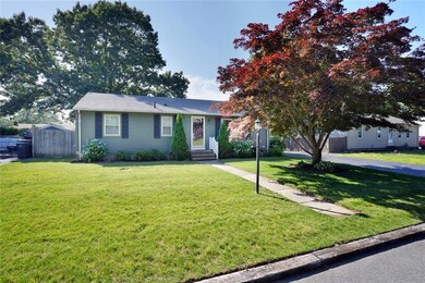 69 Palace Ave, Warwick, RI 02886 - photo 2