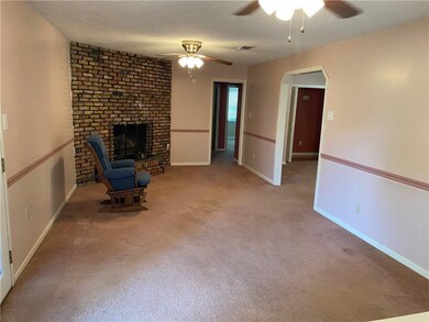 126 Camellia Ln, Pineville, LA 71360 - photo 5