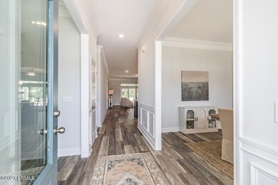 5 Foyer