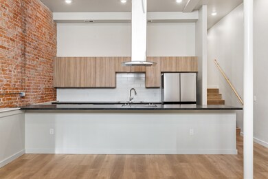 59 E Park St unit 203, Butte, MT 59701 - photo 6