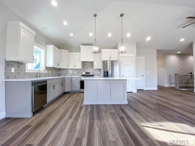 5935 Maggie Dr, Idaho Falls, ID 83402 - photo 3