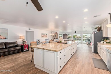 NICE OPEN FLOOR PLAN