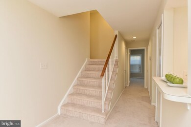 12895 Grays Pointe Rd unit A, Fairfax, VA 22033 - photo 4