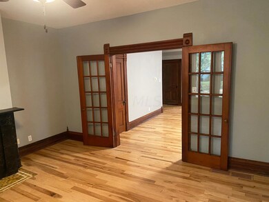 502 W 3rd Ave, Columbus, OH 43201 - photo 4