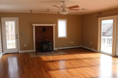 6 Fox St, Windham, NH 03087 - photo 5