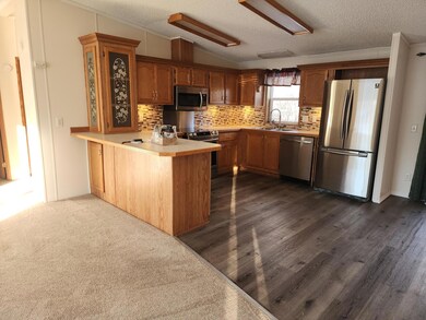 410 Jefferson Ave S, Sebeka, MN 56477 - photo 5