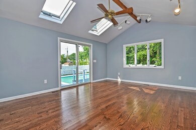 27 Knowles Rd, Worcester, MA 01602 - photo 6