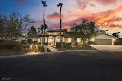 1871 Ski Slope Cir, Las Vegas, NV 89117 - photo 4