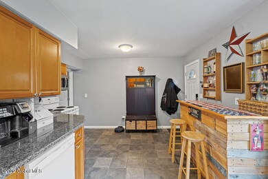 1121 Outer Drive Rotterdam NY 022 MLS