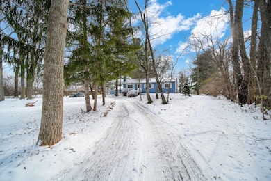 6112 Bemis Rd, Ypsilanti, MI 48197 - photo 4