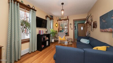 Living Rm
