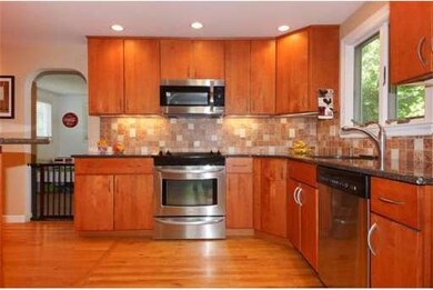 485 Appleton St, Arlington, MA 02476 - photo 3