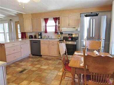 36817 Camelia Ct, Zephyrhills, FL 33542 - photo 7