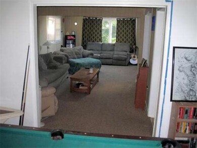 107 Bumble Bee Cir, Shrewsbury, MA 01545 - photo 4