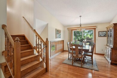 6920 Ximines Ln N, Maple Grove, MN 55369 - photo 5