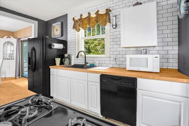 20-20 Fairlawn Ave, Lewiston, ME, 04240-