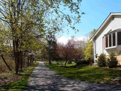 373 Nine Partners Rd unit 1, Clinton Corners, NY 12514 - photo 2