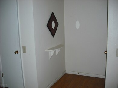 10415 W Ocotillo Dr, Sun City, AZ 85373 - photo 3