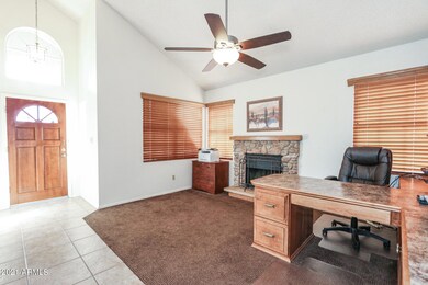 6 Living Room (with Built in Desk)