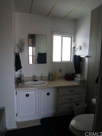 Large Bathroom with Shower over Tub