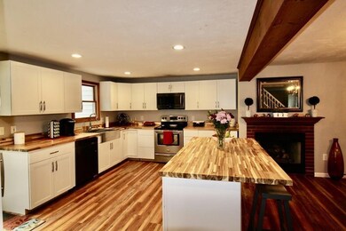 12 Huron Dr, Hudson, MA 01749 - photo 3