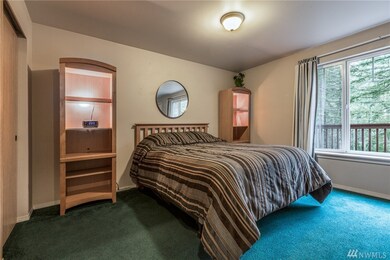 17817 Rising Ct SE, Yelm, WA 98597 - photo 7