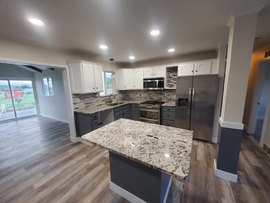 Kitchen Bar