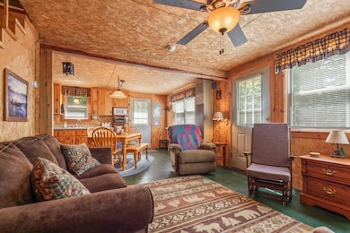 Living Room Into KIT