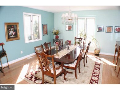 831 Cox Rd, Moorestown, NJ 08057 - photo 6