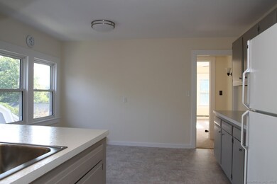 38 Bradley Ave unit 3, Branford, CT 06405 - photo 5