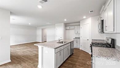 25 Caroline Valley Ln, Hendersonville, NC 28792 - photo 6