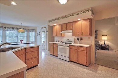 4075 Ross Rd, Bethlehem, PA 18020 - photo 7