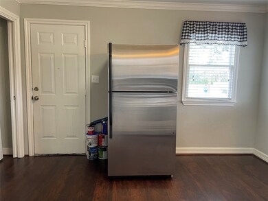 2312 Avenue M, Rosenberg, TX 77471 - photo 4