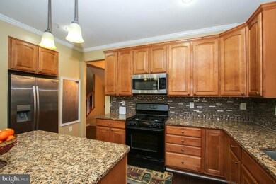 7308 Caledon Ct, Laurel, MD 20707 - photo 5