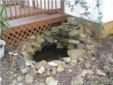 106 W Hefron St, Washington, IN 47501 - photo 7