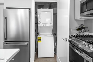 168 N Water St unit 3L, Greenwich, CT 06830 - photo 6