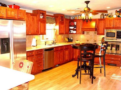 47 Henry Marsh Rd, Dudley, MA 01571 - photo 4