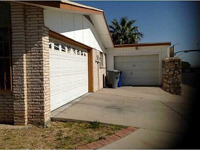 10700 La Subida Dr, El Paso, TX 79935 - photo 3