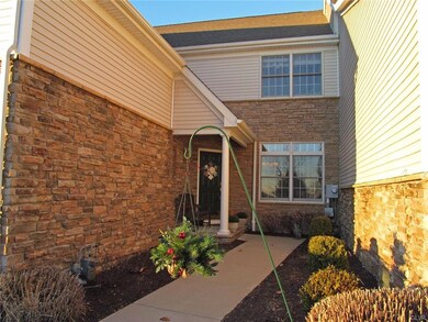 520 Inverness Cir, Easton, PA 18042 - photo 2