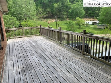 537 Stewart Simmons Rd, Deep Gap, NC 28618 - photo 5