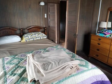 208 Foster Ave, Marshfield, MA 02050 - photo 4