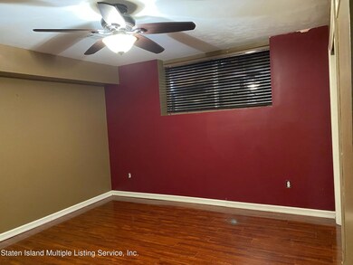 137 Darnell Ln unit 1 Fl, Staten Island, NY 10309 - photo 6