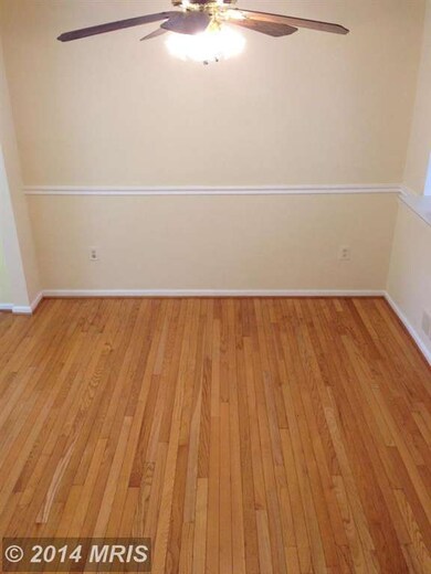 3841 Water Drop Ct, Burtonsville, MD 20866 - photo 4